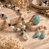 Bijuterii handmade cu pietre naturale si perle, realizate manual in atelier