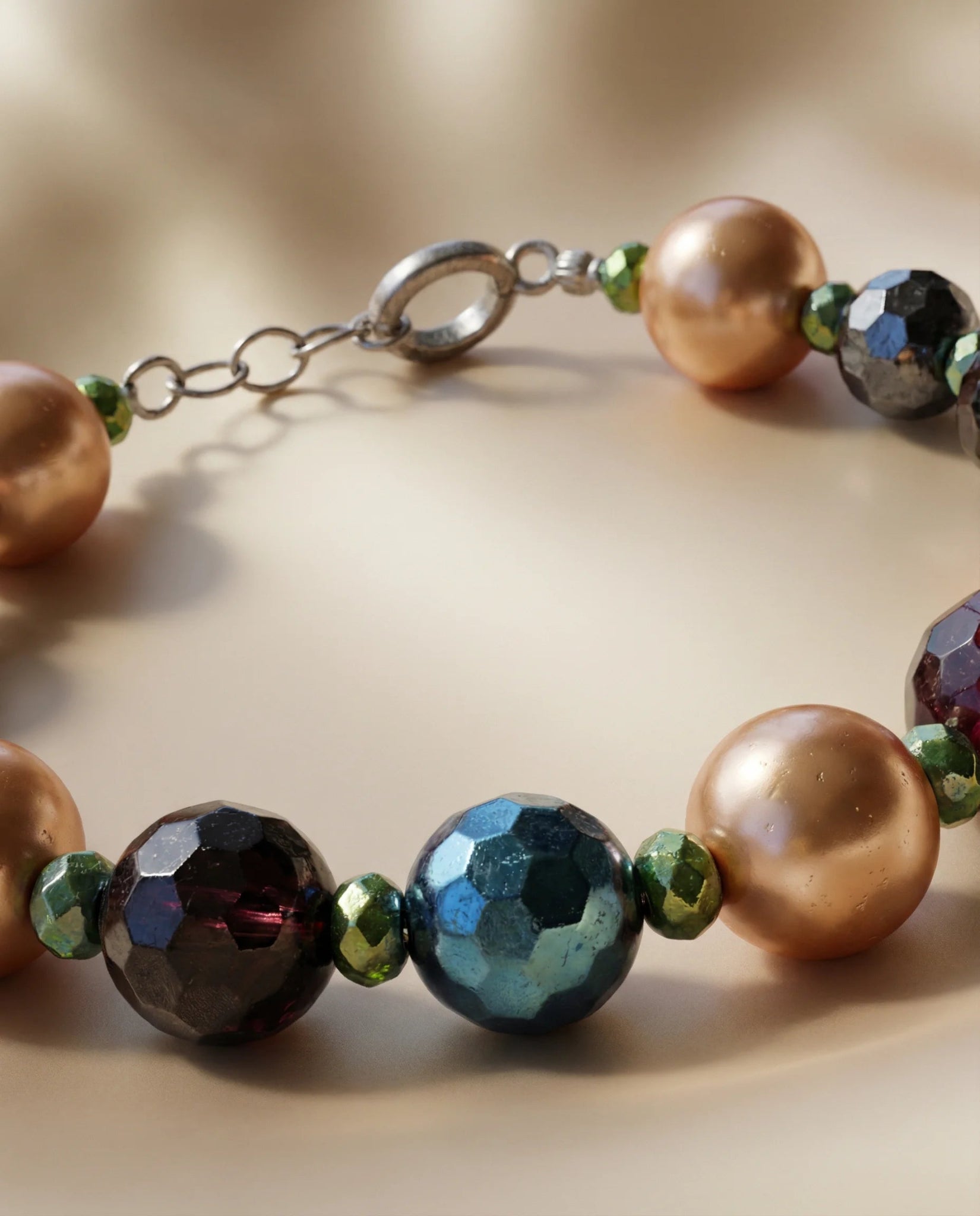 Brățară Jad Roșu și Verde cu Hematit și Perle Mallorca - Bijuterie Handmade 19cm - OK Lux. All rights reserved. - Bijuterii - 