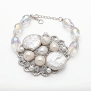 Brățară Unicat Handmade cu Perle Baroc, Perle de 10 mm, Cristale și Rășină UV - OK Lux. All rights reserved. - Bijuterii - 