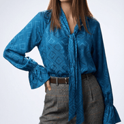 Cămașă delicată cu fundă, nuanță turcoaz - OK Lux. All rights reserved. - Shirts - TURQUOISE - 