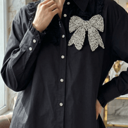 Cămașă Statement „Crystal Bow” – Neagră cu Fundă și Cristale - OK Lux. All rights reserved. - Shirts - 