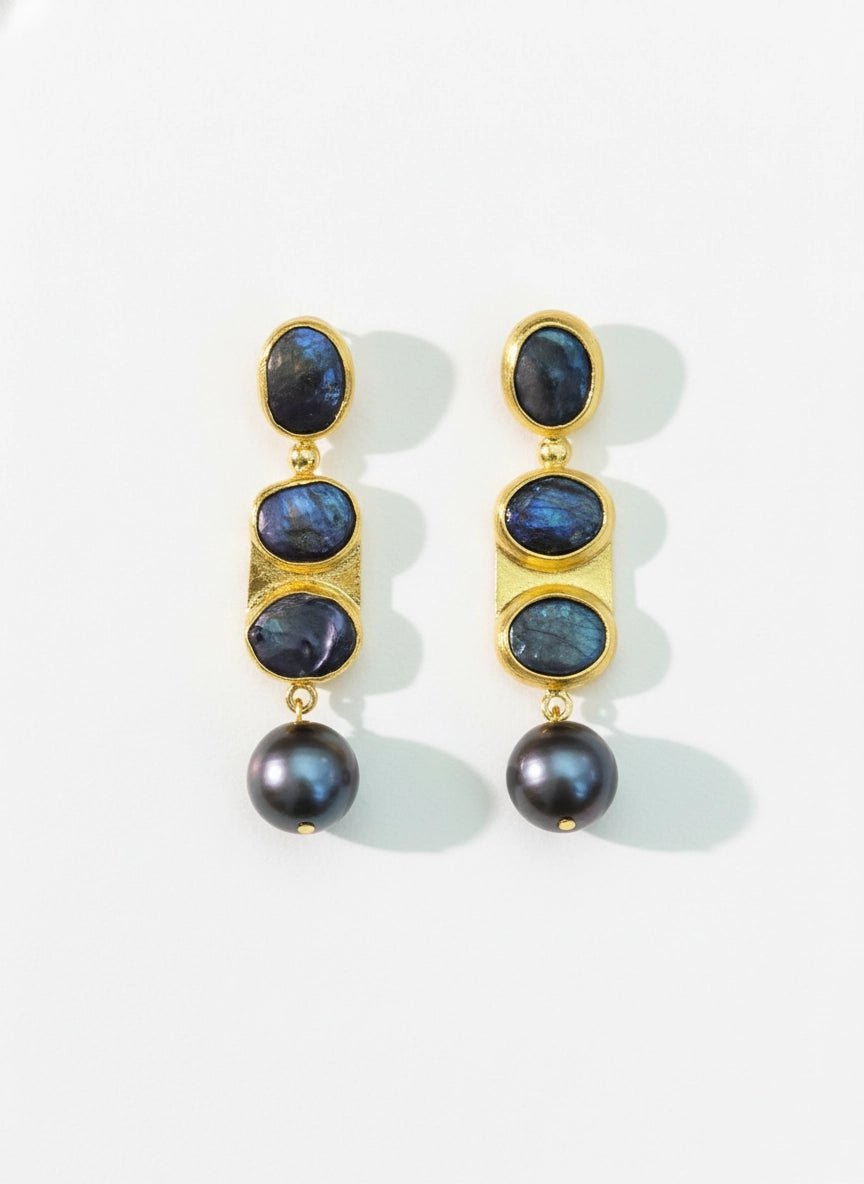 Cercei Eleganți cu Perle – Oțel Inoxidabil Placat cu Aur 24K - OK Lux. All rights reserved. - Earrings - 