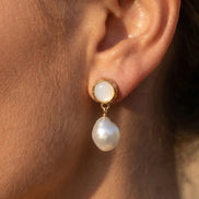 Cercei Pearl Charm – Oțel placat Aur 24K - OK Lux. All rights reserved. - Earrings - 