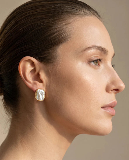 Cercei Pearl Essence – Oțel placat Aur 24K - OK Lux. All rights reserved. - Earrings - 
