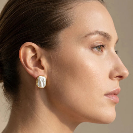 Cercei Pearl Essence – Oțel placat Aur 24K - OK Lux. All rights reserved. - Earrings - 