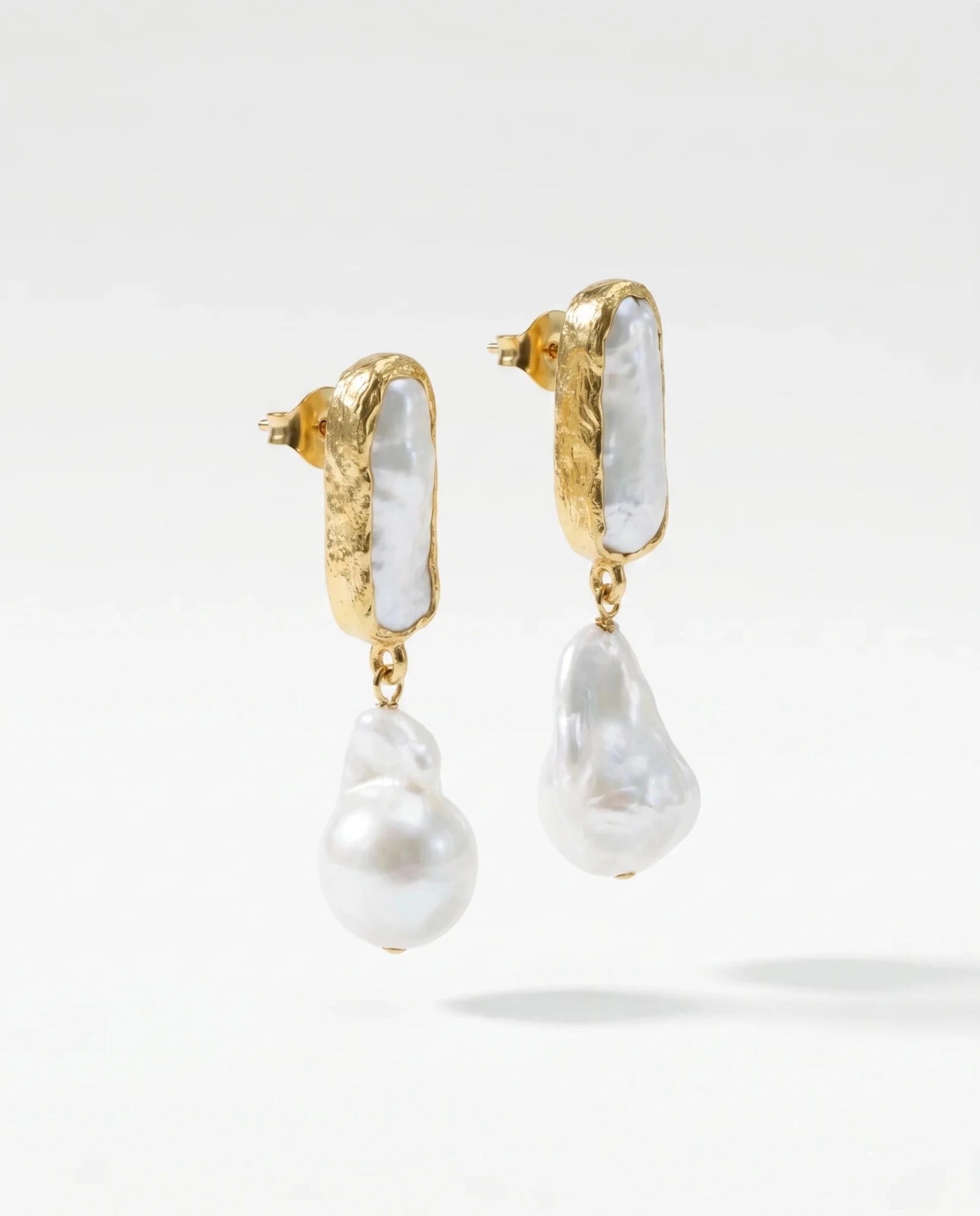 Cercei Pearl Glow – Oțel placat Aur 24K - OK Lux. All rights reserved. - Earrings - 