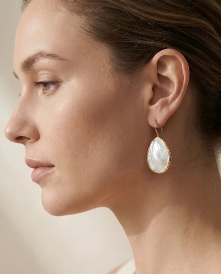 Cercei Pearl Tortiță – Oțel placat Aur 24K - OK Lux. All rights reserved. - Earrings - 