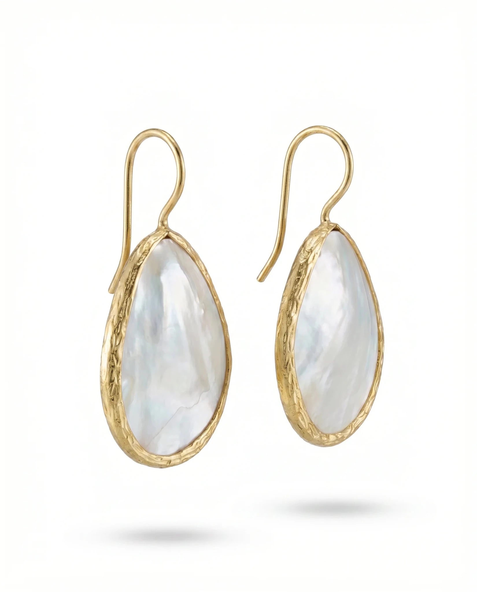 Cercei Pearl Tortiță – Oțel placat Aur 24K - OK Lux. All rights reserved. - Earrings - 