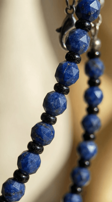 Colier din lapis lazuli si onix fatetat de 4 mm - OK Lux. All rights reserved. - Necklaces - 