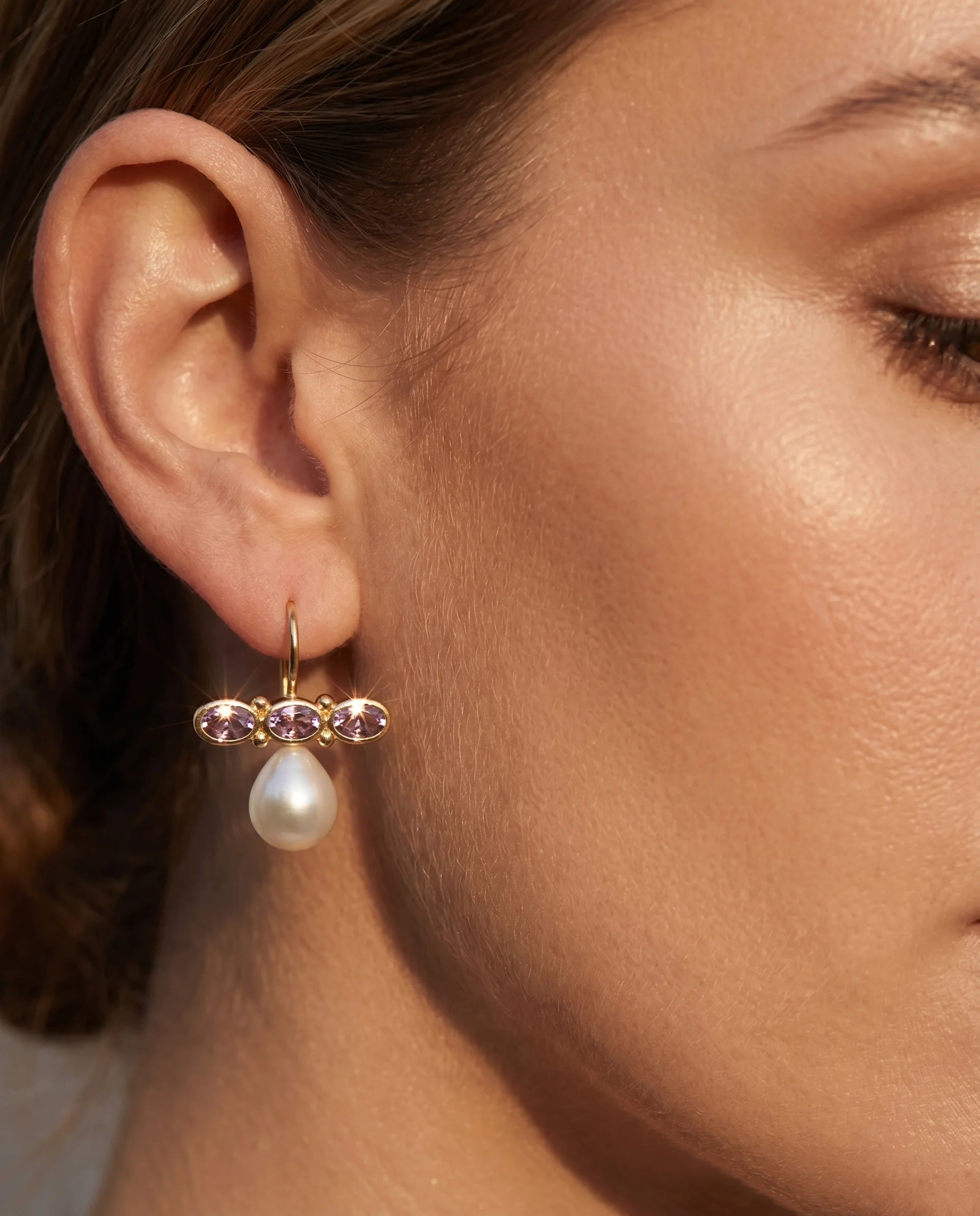 Cercei Pearl Blossom – Oțel placat Aur 24K