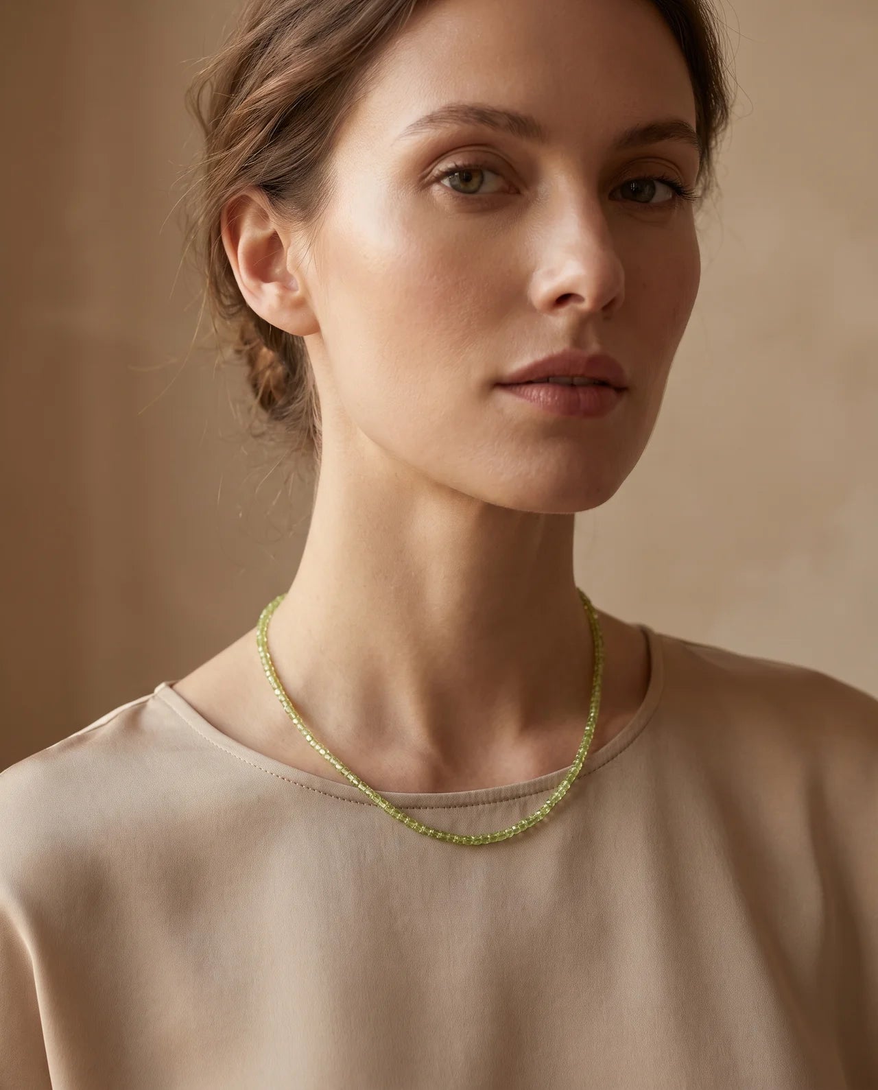 Colier Handmade cu Peridot Fațetat