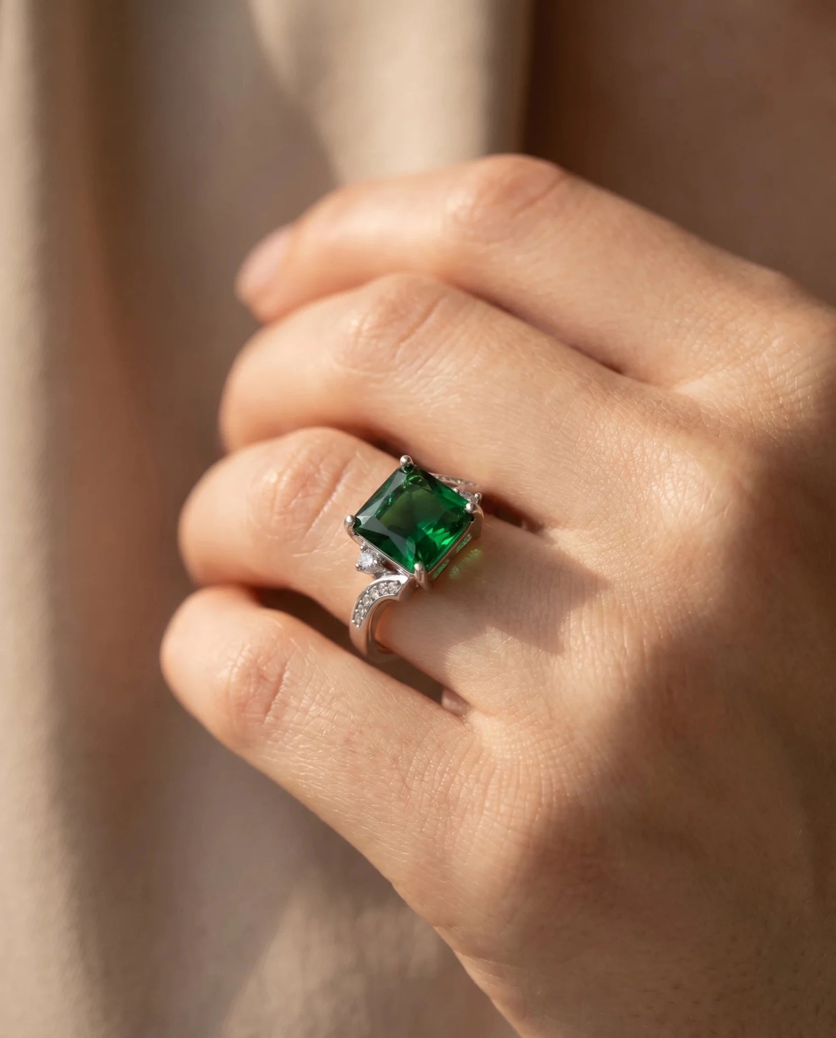 Inel din argint 925 cu zirconiu verde - OK Lux. All rights reserved. - Inele - 