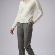 Pulover Crem Tricotat cu Model Romburi și Perle la Decolteu - OK Lux. All rights reserved. - Blouses - 