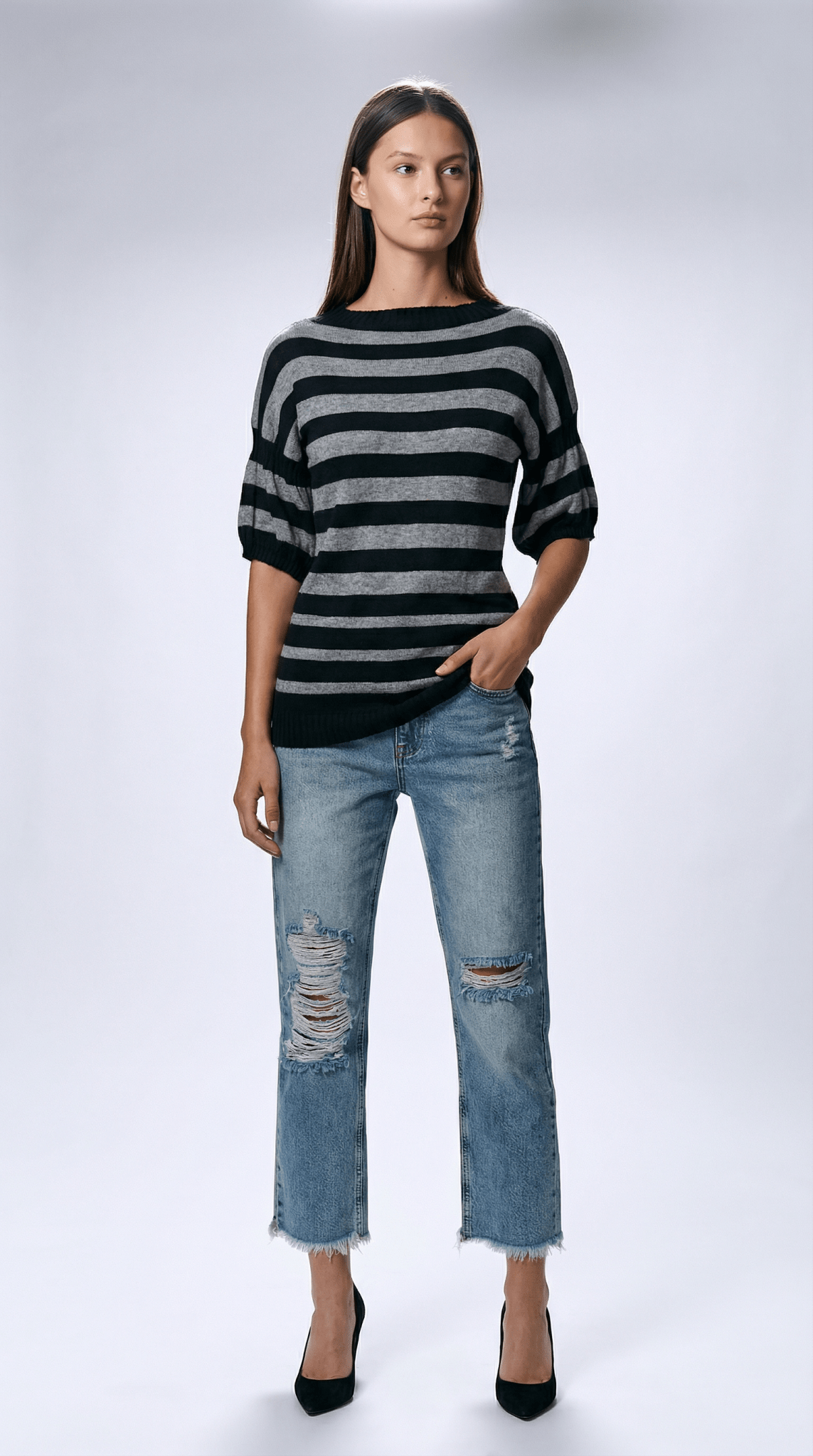 Pulover in dungi alb - negru din vascoza - OK Lux. All rights reserved. - Blouses - 