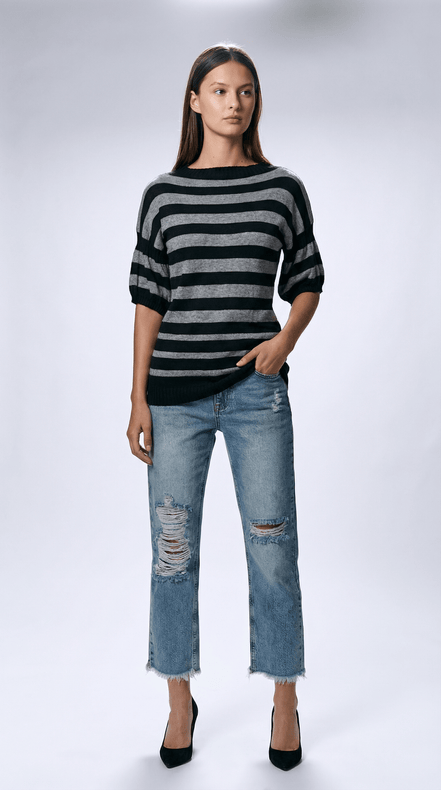 Pulover in dungi alb - negru din vascoza - OK Lux. All rights reserved. - Blouses - 