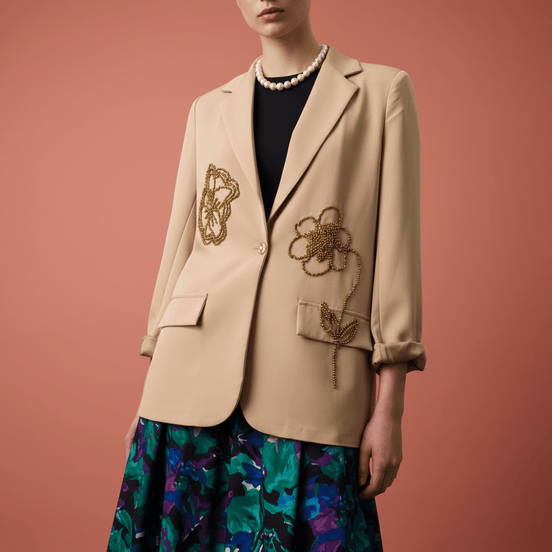 Sacou Beige Accesorizat Manual cu Detalii Artizanale – Design Laura Stoica - OK Lux. All rights reserved. - Sacouri - 