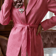 Sacou roz texturat cu cordon și aplicații florale statement - OK Lux. All rights reserved. - Tuxedos - 