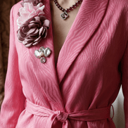 Sacou roz texturat cu cordon și aplicații florale statement - OK Lux. All rights reserved. - Tuxedos - 