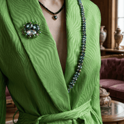 Sacou verde cambrat cu broșă decorativă și detalii aplicate - OK Lux. All rights reserved. - Tuxedos - 